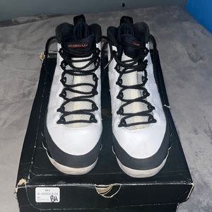 Air Jordan retro 9